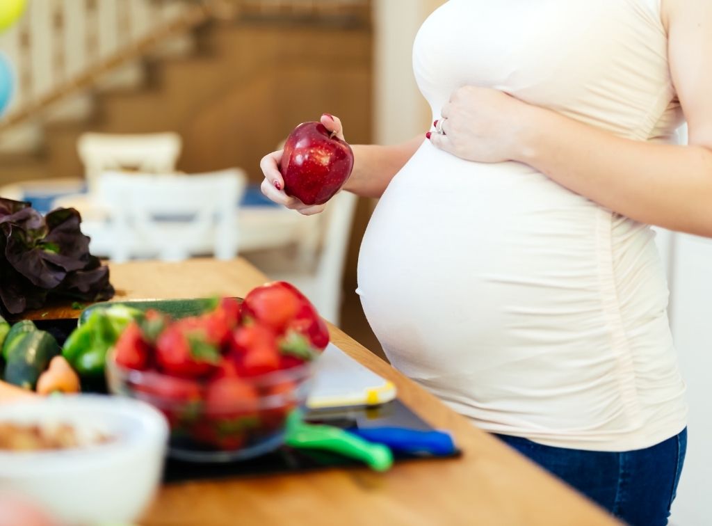 pregnancy healthy fruits